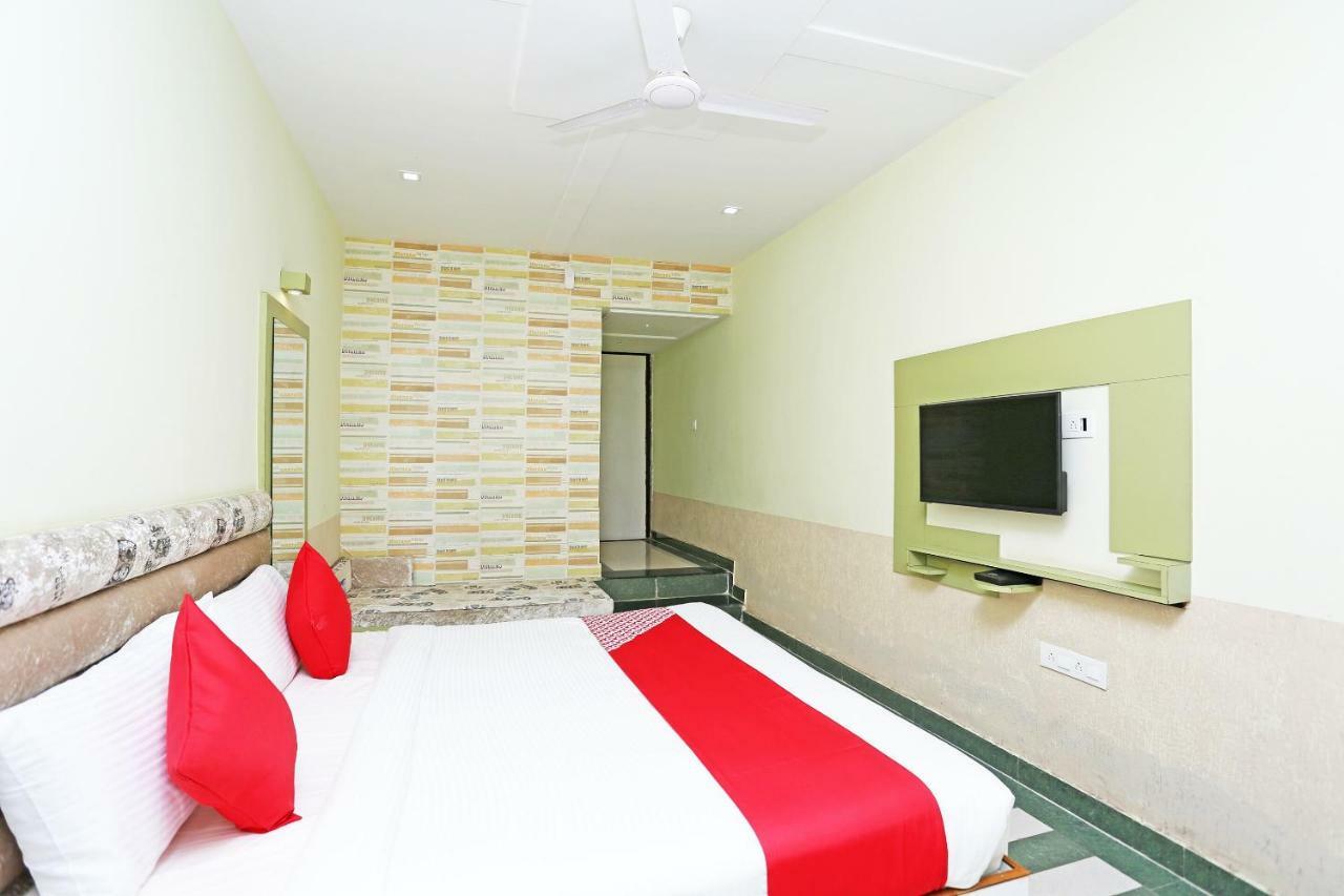 Oyo 16472 Hotel Shree Balram International Rāipur Exteriér fotografie